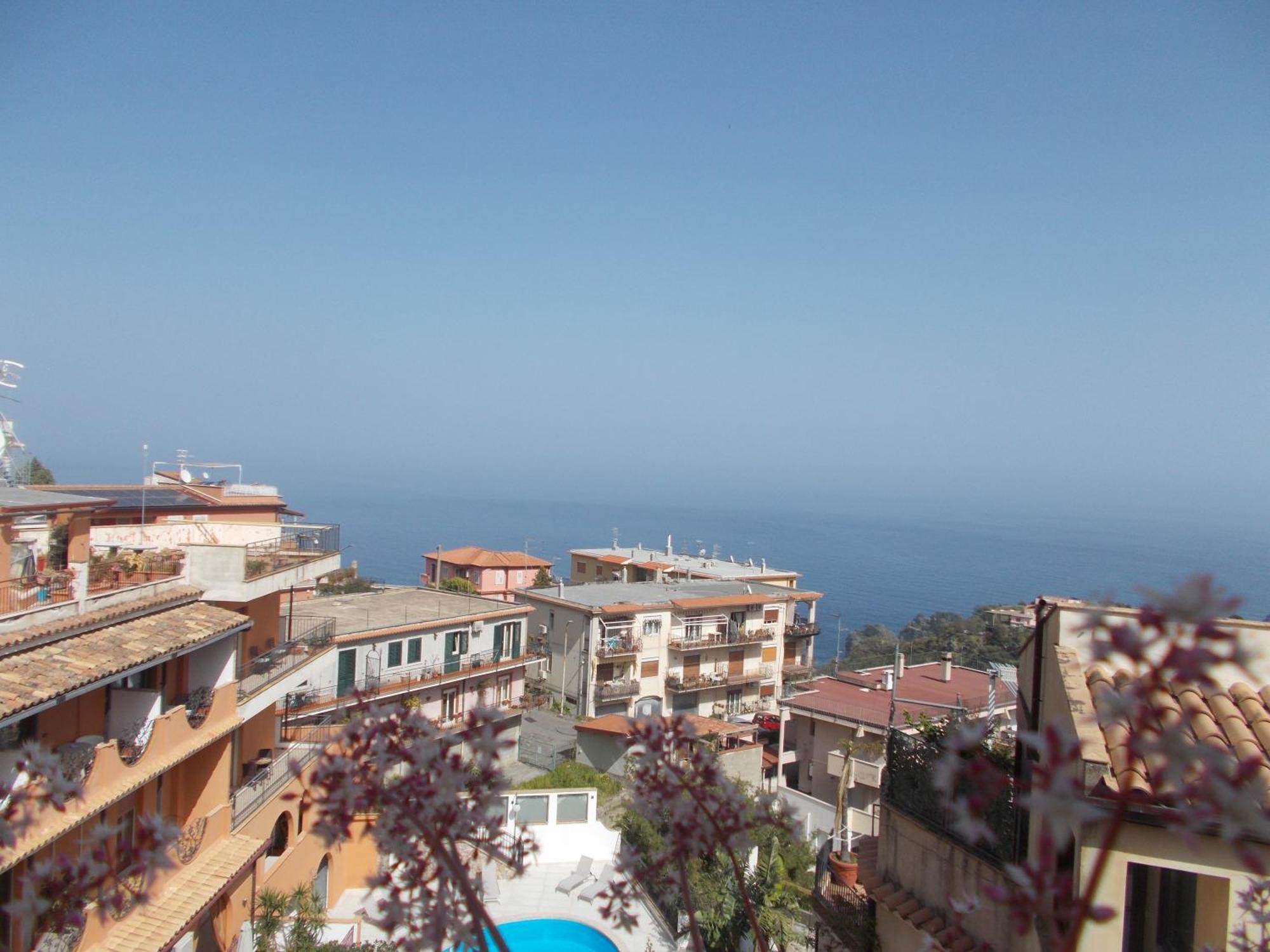 Il Melograno Apartment تاورمينا المظهر الخارجي الصورة