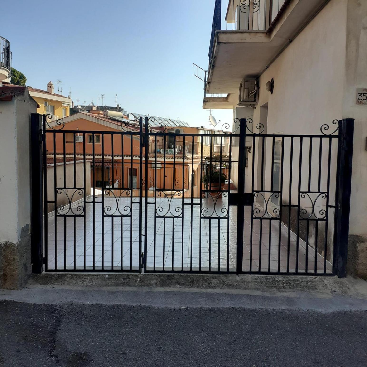 Il Melograno Apartment تاورمينا المظهر الخارجي الصورة